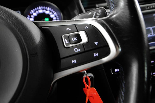 2015 VOLKSWAGEN GOLF - 24