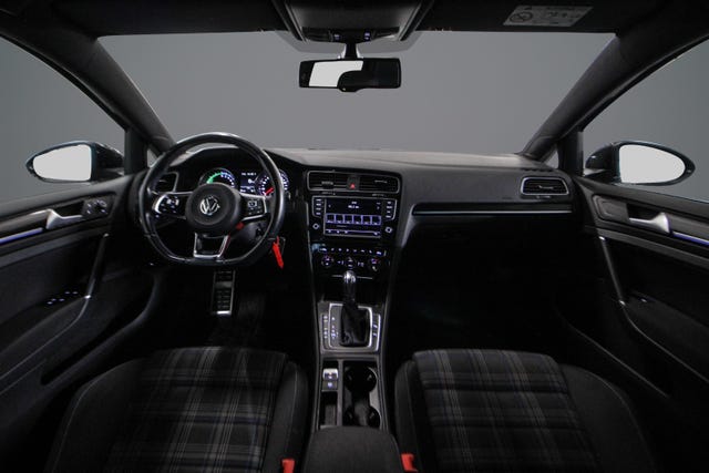 2015 VOLKSWAGEN GOLF - 15