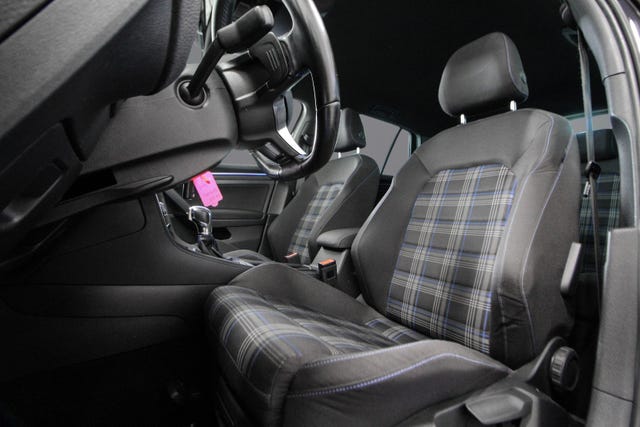 2015 VOLKSWAGEN GOLF - 9