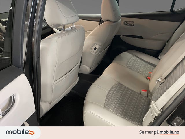 2019 NISSAN LEAF - 12