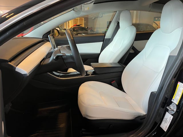 2019 TESLA MODEL 3 - 8