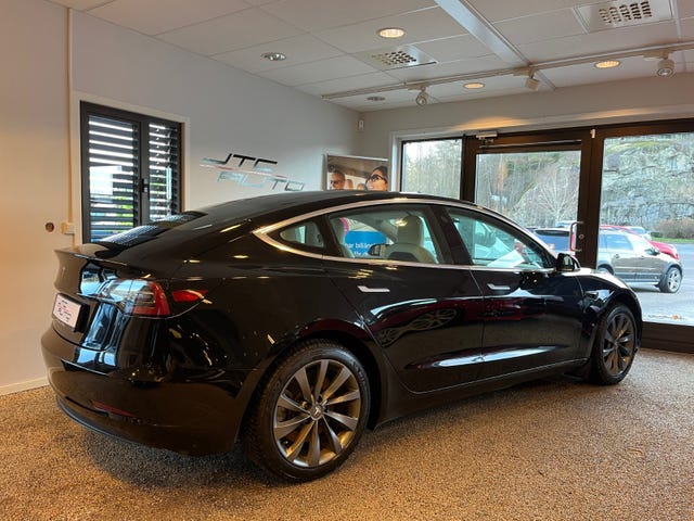 5YJ3E7EA9KF380288 2019 TESLA MODEL 3-4