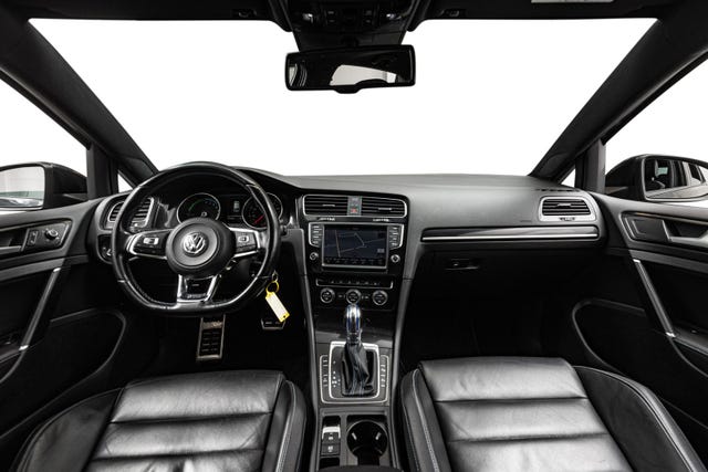 2015 VOLKSWAGEN GOLF - 13