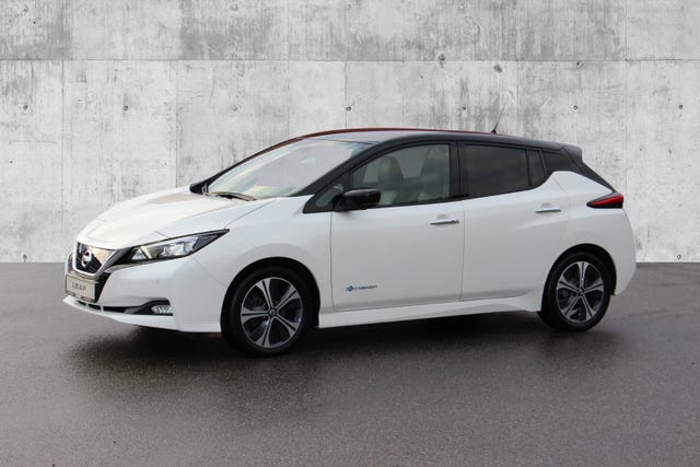 SJNFAAZE1U0063530 2019 NISSAN LEAF-2
