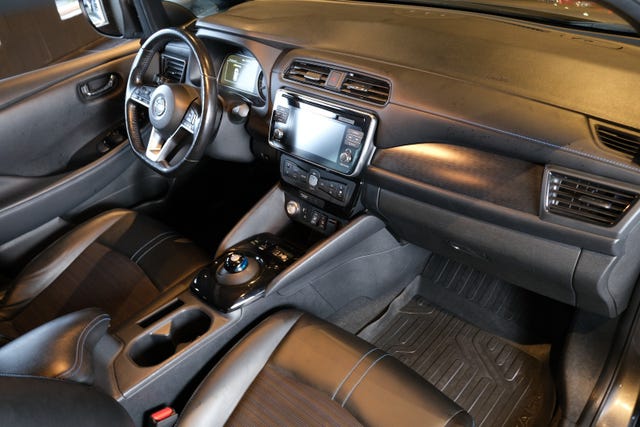 2019 NISSAN LEAF - 21