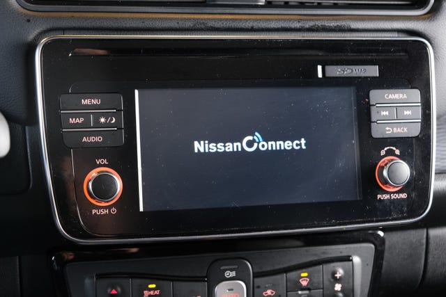 2019 NISSAN LEAF - 13