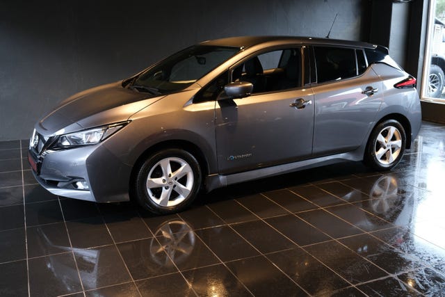 SJNFAAZE1U0054049 2019 NISSAN LEAF-5