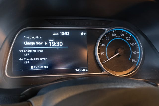 2019 NISSAN LEAF - 12