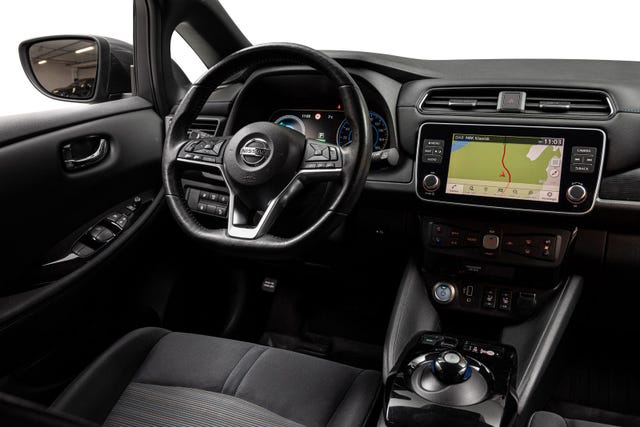 2020 NISSAN LEAF - 50