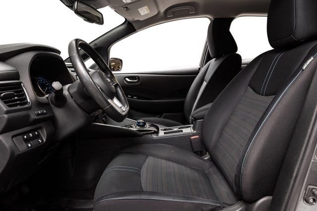 2020 NISSAN LEAF - 37
