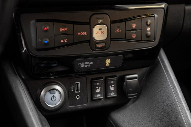 2020 NISSAN LEAF - 44