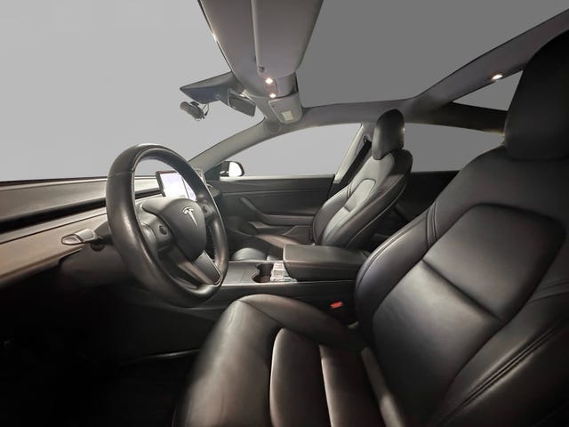 5YJ3E7EB3KF201929 2019 TESLA MODEL 3-5