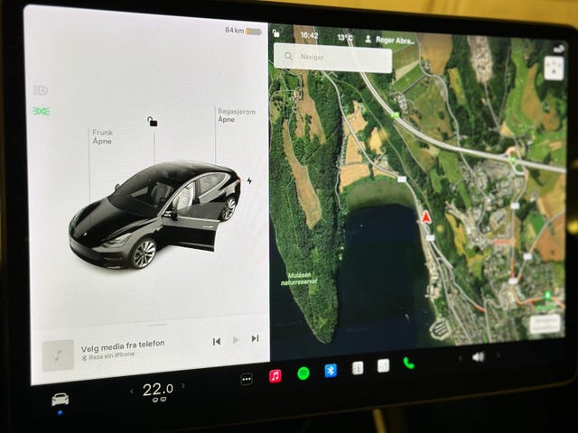 2019 TESLA MODEL 3 - 22