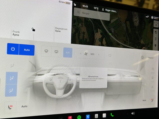 2019 TESLA MODEL 3 - 25