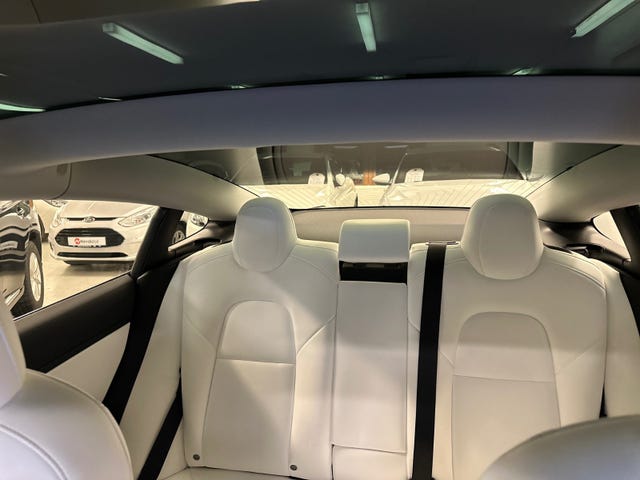 2019 TESLA MODEL 3 - 16