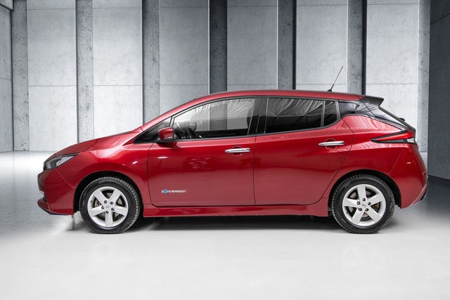 SJNFAAZE1U0083652 2019 NISSAN LEAF-5