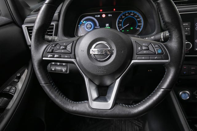 2019 NISSAN LEAF - 19