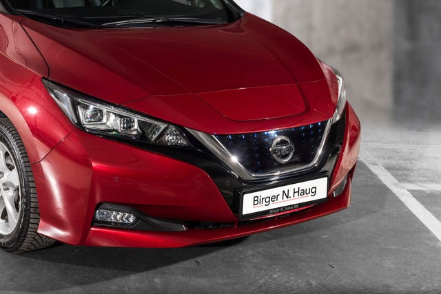 SJNFAAZE1U0096132 2020 NISSAN LEAF-2