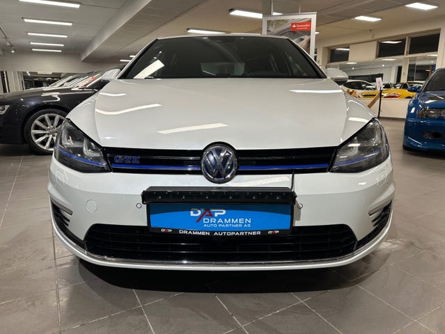 2015 VOLKSWAGEN GOLF - 8