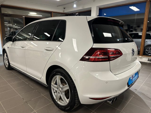 2015 VOLKSWAGEN GOLF - 11