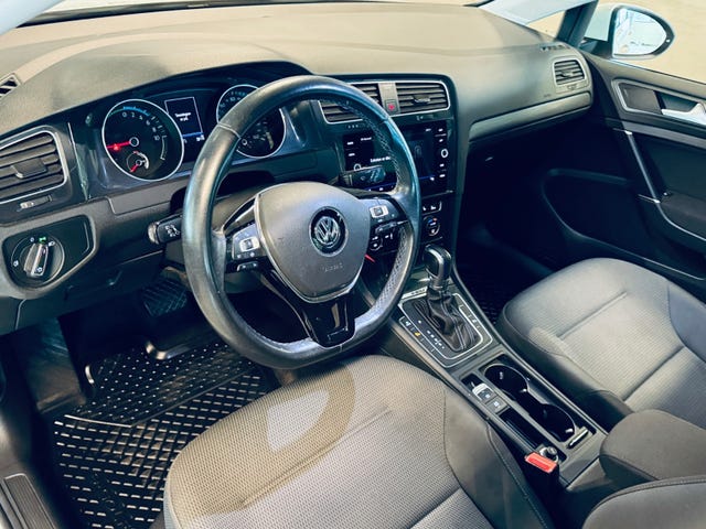 2019 VOLKSWAGEN GOLF - 8
