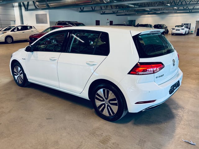 WVWZZZAUZKW915507 2019 VOLKSWAGEN GOLF-4