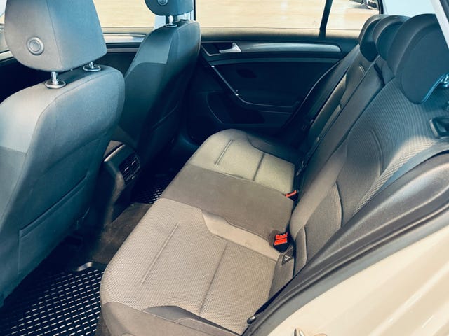 2019 VOLKSWAGEN GOLF - 9