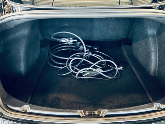 5YJ3E7EA7KF372853 2019 TESLA MODEL 3-4