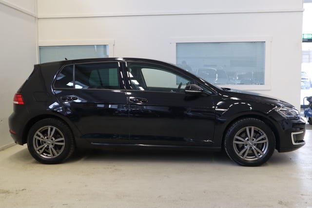 WVWZZZAUZK8904241 2019 VOLKSWAGEN GOLF-2