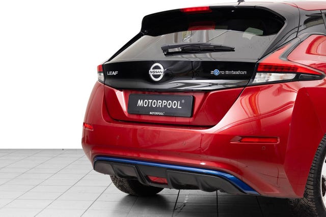 2019 NISSAN LEAF - 12