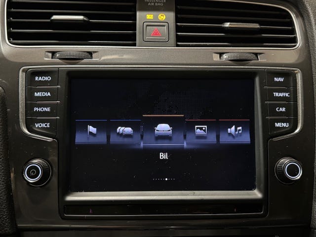 2015 VOLKSWAGEN GOLF - 13