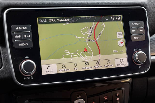 2020 NISSAN LEAF - 24