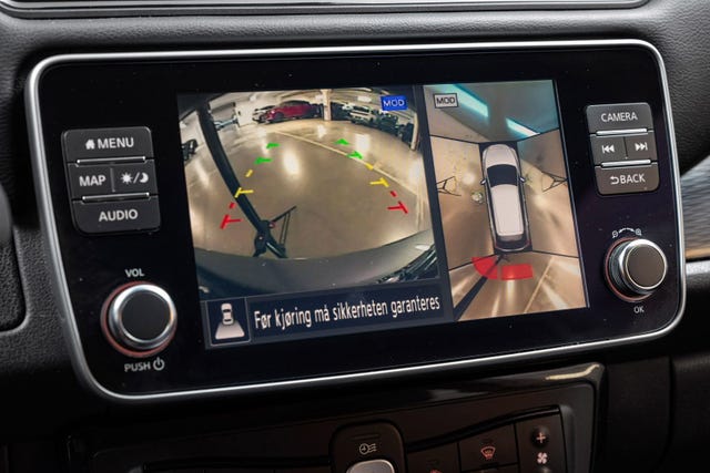 2020 NISSAN LEAF - 21