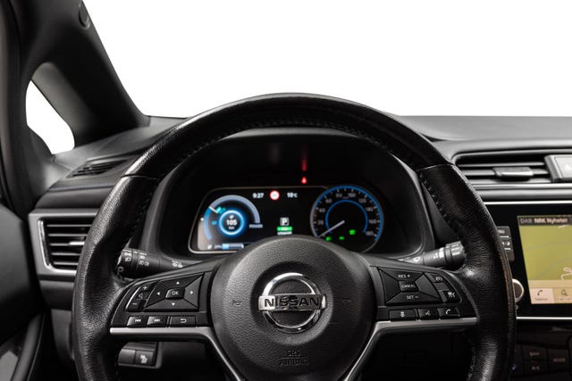 2020 NISSAN LEAF - 13