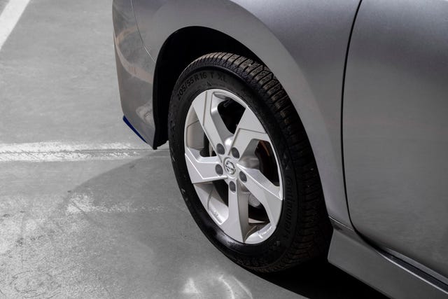 2020 NISSAN LEAF - 27