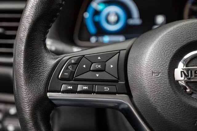 2020 NISSAN LEAF - 14