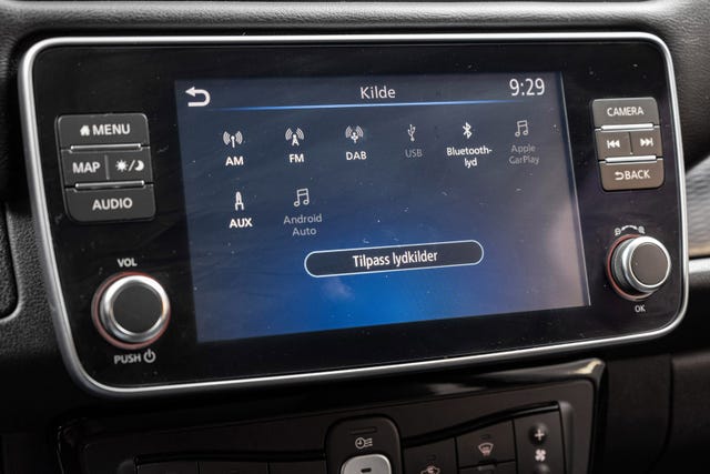 2020 NISSAN LEAF - 23