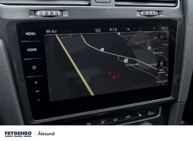 2019 VOLKSWAGEN GOLF - 19