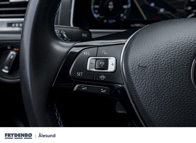 2019 VOLKSWAGEN GOLF - 16