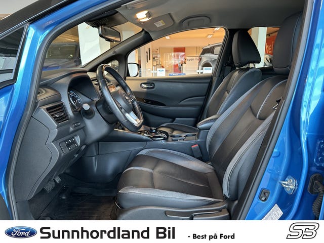 2020 NISSAN LEAF - 8