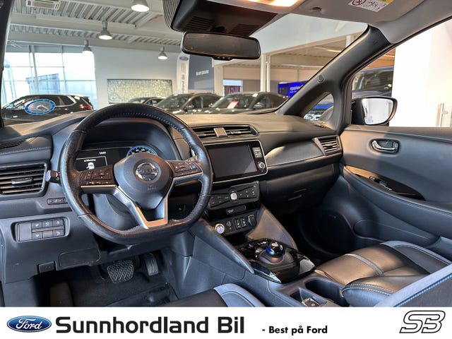 2020 NISSAN LEAF - 9