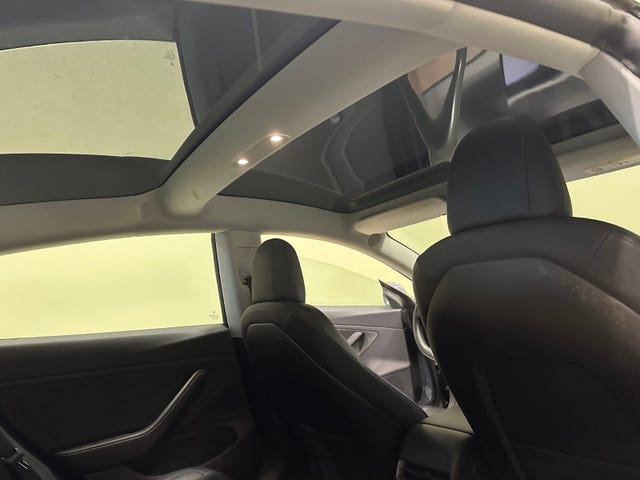 2019 TESLA MODEL 3 - 23