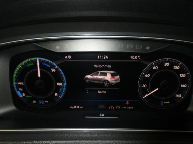 2019 VOLKSWAGEN GOLF - 30