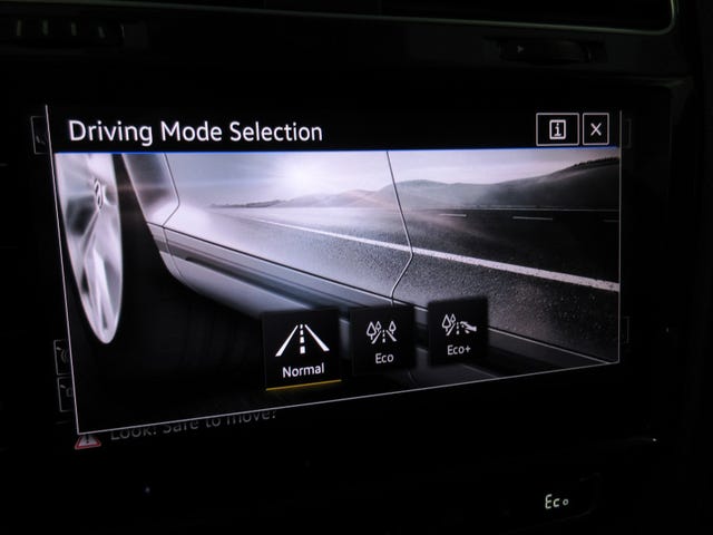 2019 VOLKSWAGEN GOLF - 23