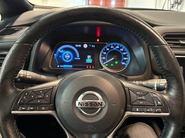 2020 NISSAN LEAF - 8
