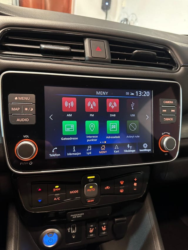 2020 NISSAN LEAF - 16