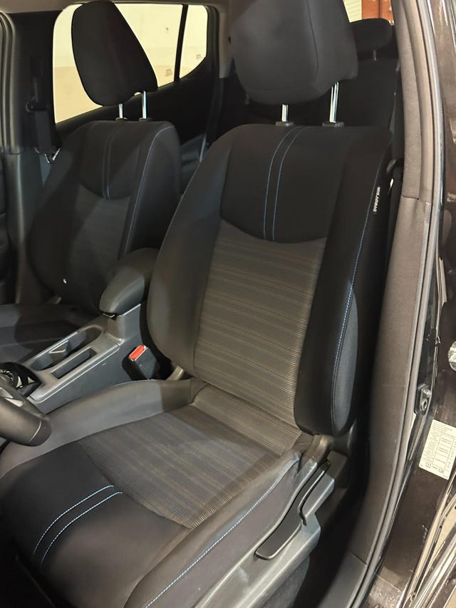 2020 NISSAN LEAF - 24