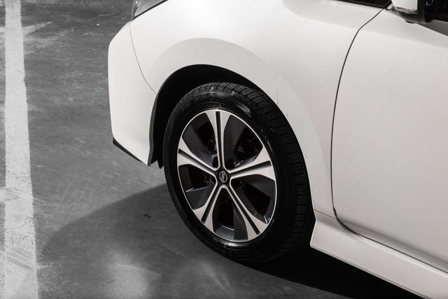 2020 NISSAN LEAF - 8