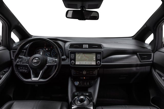 2020 NISSAN LEAF - 13