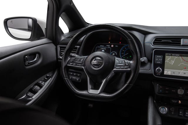 2020 NISSAN LEAF - 14
